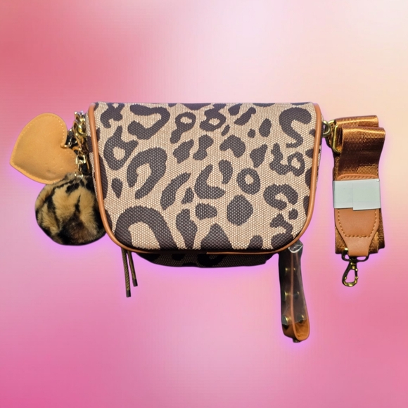 Leopard Print Crossbody/Fanny Pack Bag with 3 Charm Accessories - Picture 3 of 3